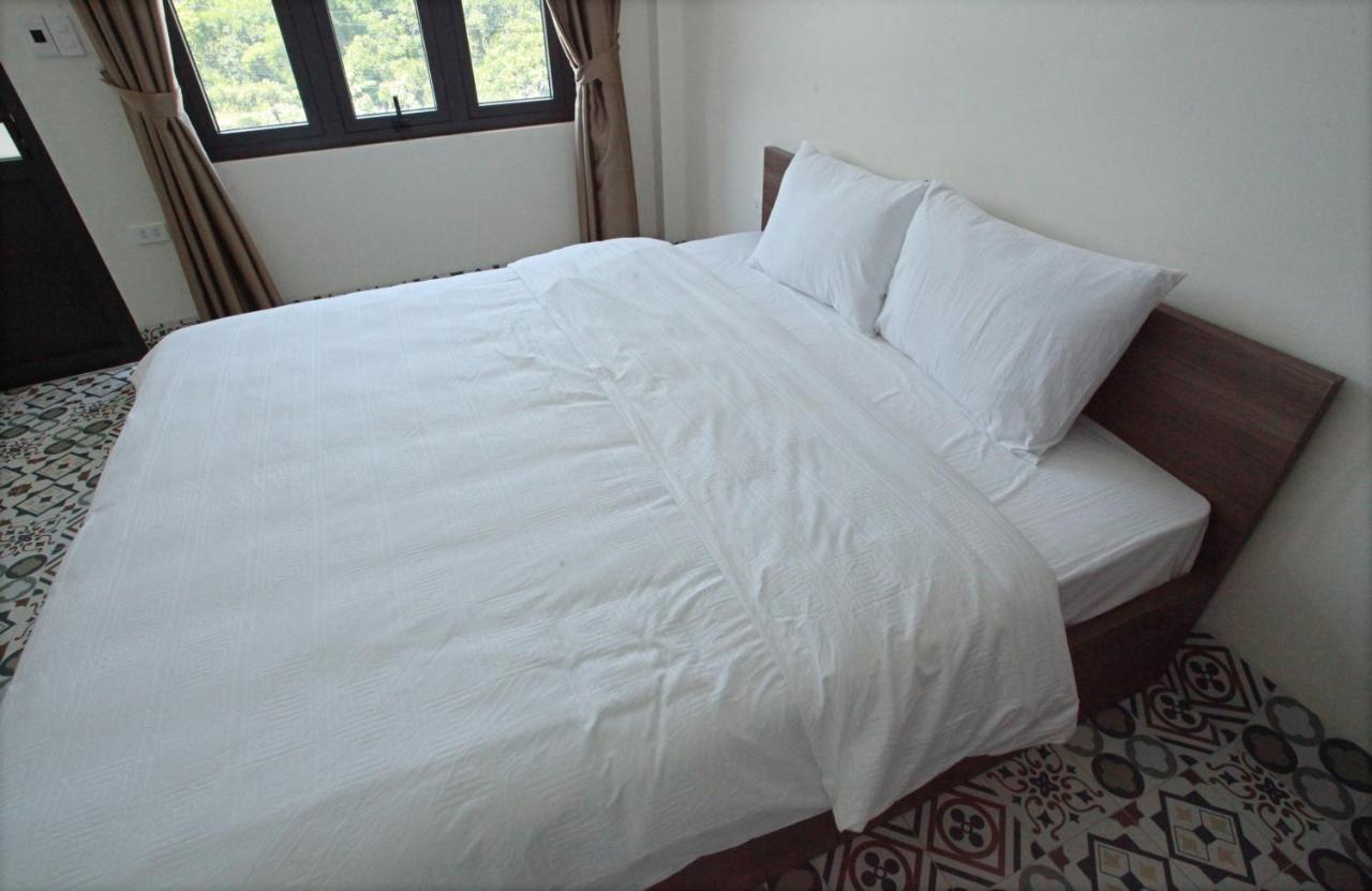 The Loli Hill Homestay *